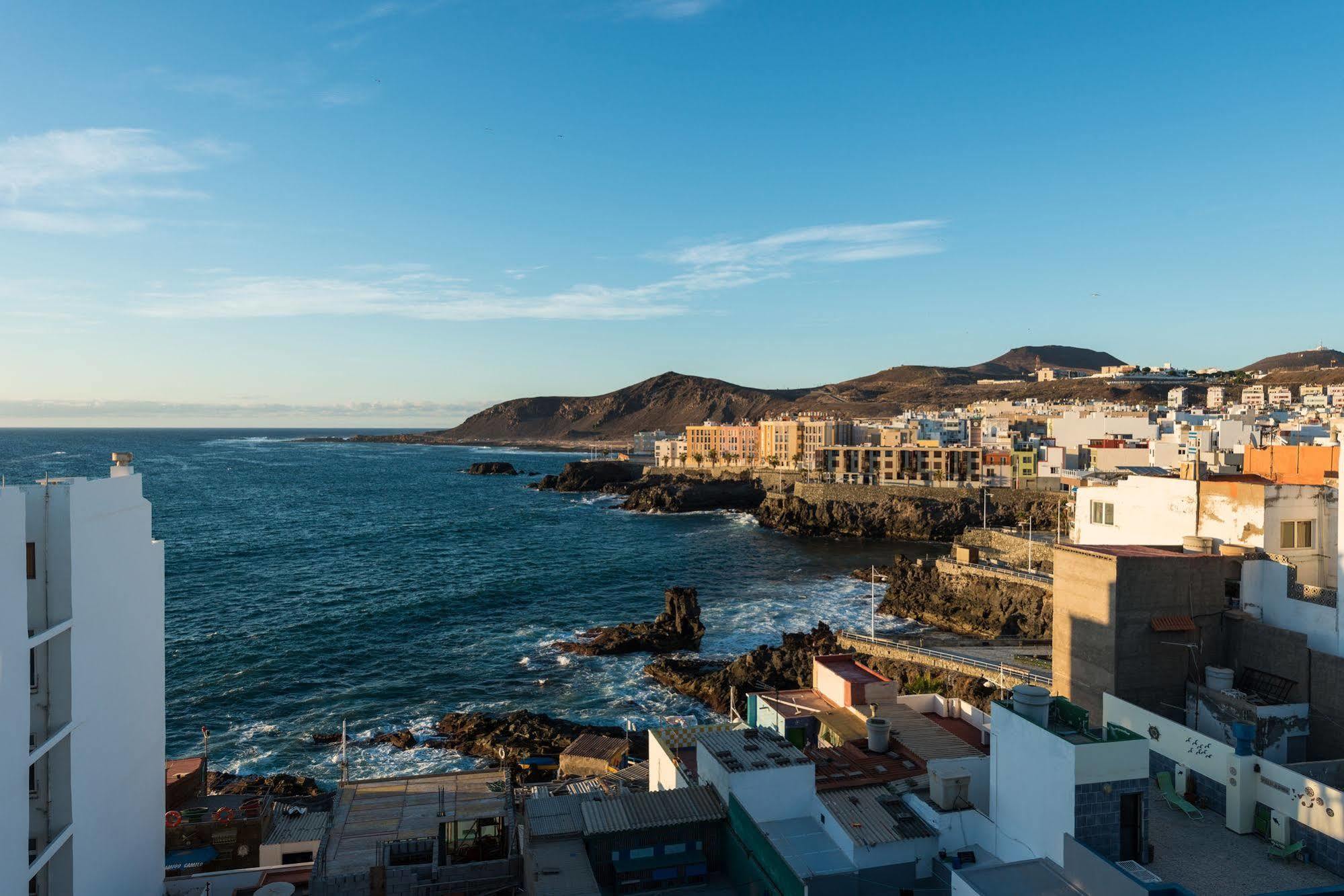 Hotell Wavia - Adults Only